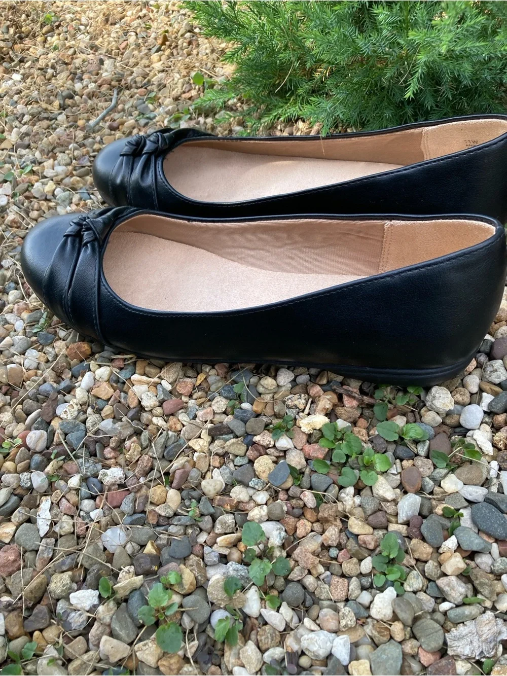 Lifestride size 11W Anika black slip on flats